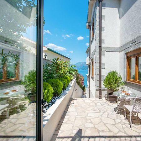 Santorini Apart Krasići Exteriör bild