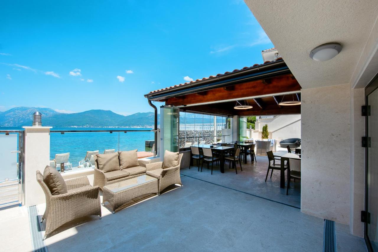 Santorini Apart Krasići Exteriör bild